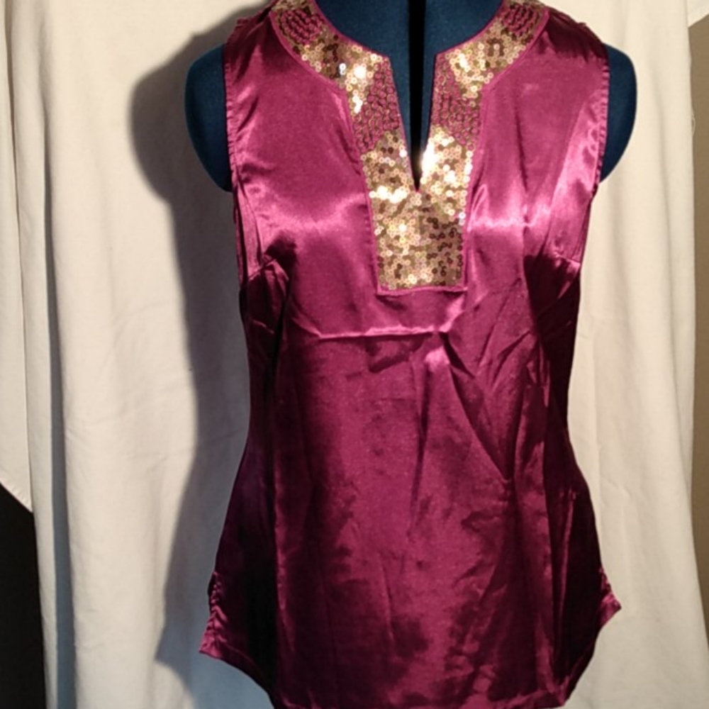 Women's size S tank apt 9 NWT